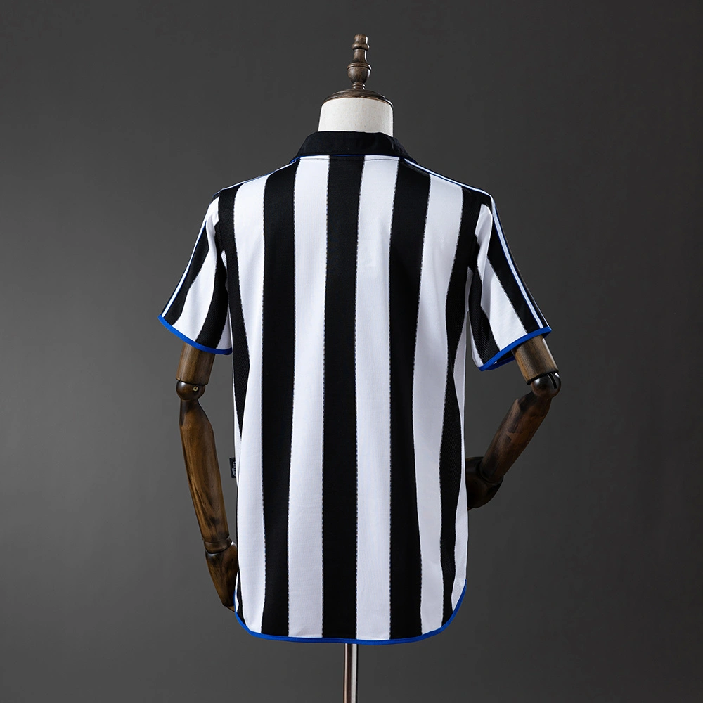 Maillot Newcastle 1999-2000 Domicile Version Retro – Image 2