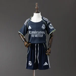 Kit enfant Maillot + Short Real Madrid Extérieur 2025/2026